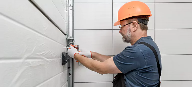 Garage Door Repair in Keoma